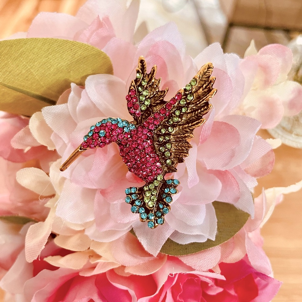 New Hummingbird Brooch / Pendant w/Chain